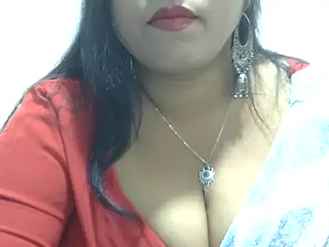 Snapshot of ROSEE_MERRYYYY chatting on 01-21-25, 10:52 ROSEE MERRYYYY online show from 01-21-25, 10:52