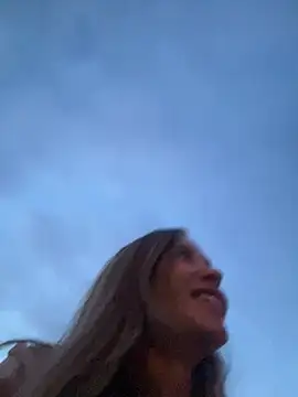 Etwas neugierig online show from 03-10-25, 06:45