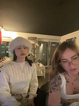 Etwas neugierig online show from 03-18-26, 06:55