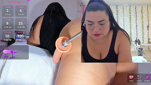 Snapshot of Alessandra_Smith chatting on 01-19-25, 10:39 Alessandra Smith online show from 01-19-25, 10:39