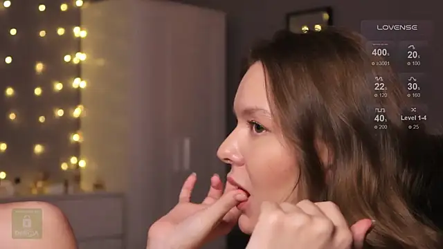 Hit-girl- online show from 01-30-25, 08:53