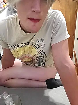 Snapshot of MaddyC6992 chatting on 12-07-24, 06:43 MaddyC6992 online show from 12-07-24, 06:43