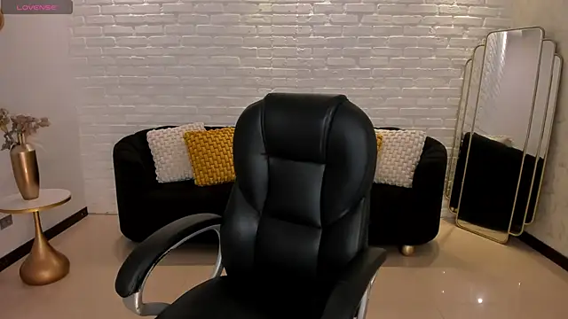 MorganHicks online show from 11-07-25, 08:09