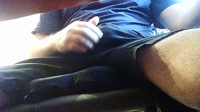 Snapshot of opreatiby chatting on 10-13-25, 11:32 opreatiby online show from 10-13-25, 11:32