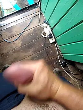 Alvaro2017 online show from 02-25-25, 01:39