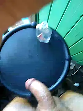 Alvaro2017 online show from 11-26-25, 01:34