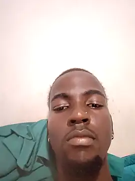 Snapshot of Jheronn28 chatting on 11-17-25, 08:03 Jheronn28 online show from 11-17-25, 08:03