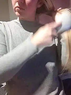 Snapshot of Mllesha74000 chatting on 02-05-26, 07:07 Mllesha74000 online show from 02-05-26, 07:07