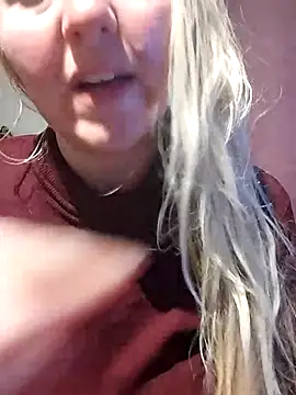 Snapshot of Mllesha74000 chatting on 02-17-26, 07:09 Mllesha74000 online show from 02-17-26, 07:09