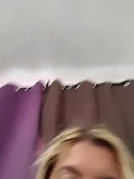 Snapshot of Mllesha74000 chatting on 02-26-26, 02:49 Mllesha74000 online show from 02-26-26, 02:49