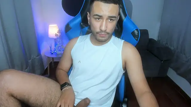 Snapshot of Nick_Moca chatting on 12-28-24, 11:05 Nick Moca online show from 12-28-24, 11:05