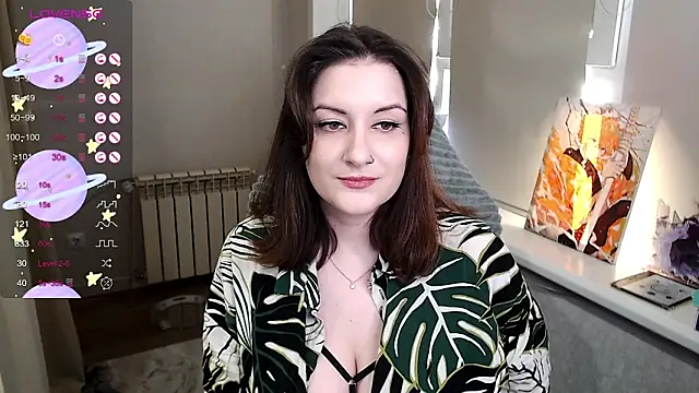Snapshot of elise_sweet chatting on 10-18-25, 01:41 elise sweet online show from 10-18-25, 01:41