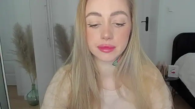 sexyCoralie online show from 02-13-25, 07:45