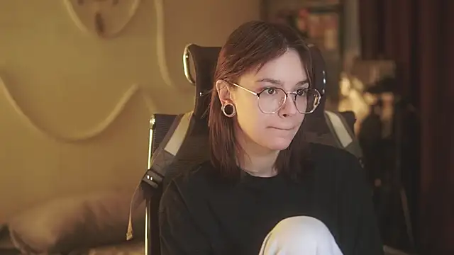 alyssa sweet online show from 04-01-26, 04:57