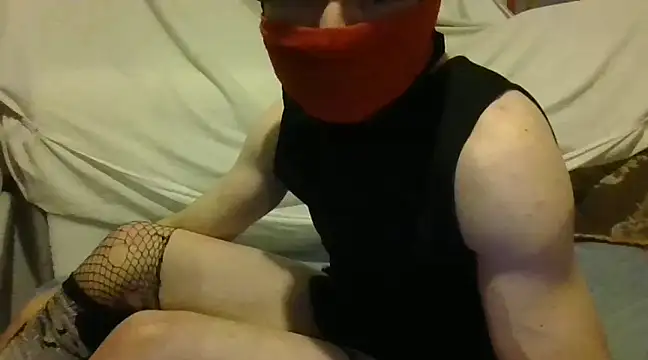 Snapshot of CeDelicja chatting on 12-04-24, 12:19 CeDelicja online show from 12-04-24, 12:19