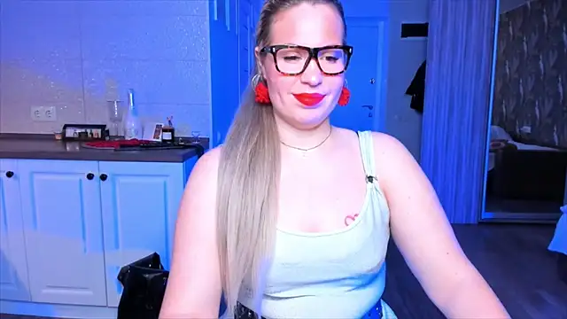 HotTiffani online show from 02-08-26, 09:02