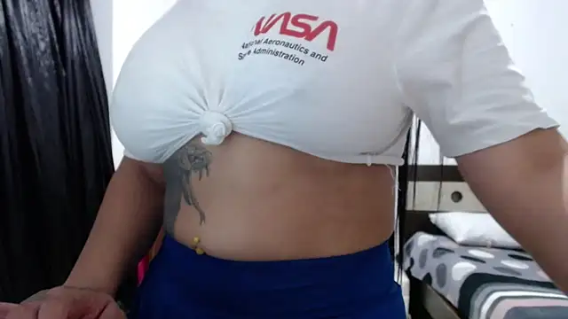 venuz mendoza20 online show from 02-17-26, 02:35