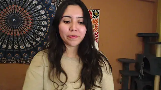 Snapshot of IntimateTales chatting on 01-07-25, 06:56 IntimateTales online show from 01-07-25, 06:56