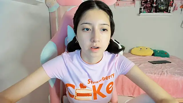 cherrycute online show from 12-22-24, 01:34