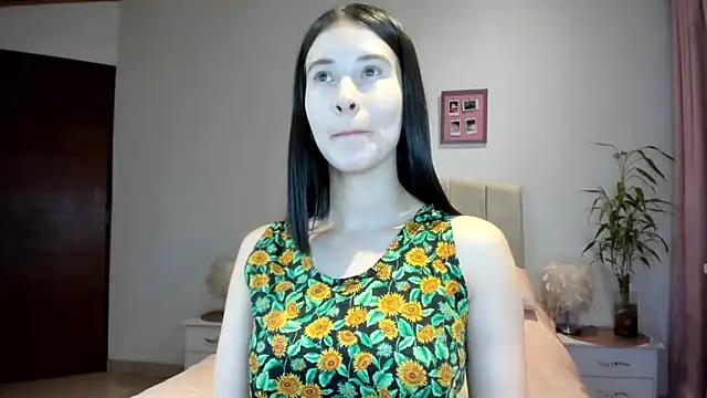 macarena vallejo online show from 11-25-25, 03:28