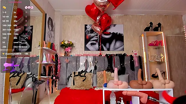 Snapshot of deepthroatlatina chatting on 02-16-25, 07:59 deepthroatlatina online show from 02-16-25, 07:59