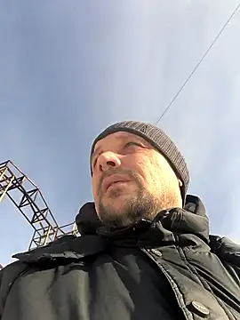 Snapshot of DanielOhCool chatting on 01-19-26, 09:13 DanielOhCool online show from 01-19-26, 09:13