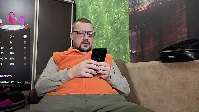 Snapshot of DanielOhCool chatting on 02-03-26, 07:24 DanielOhCool online show from 02-03-26, 07:24