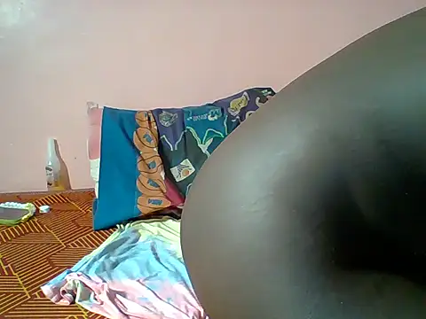 sluutygirl online show from 12-16-25, 11:21