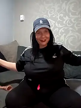 Leanne43 online show from 02-18-25, 10:25