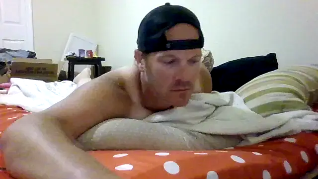 Snapshot of FUNINWV9 chatting on 06-18-26, 01:39 FUNINWV9 online show from 06-18-26, 01:39
