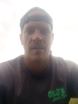Snapshot of FUNINWV9 chatting on 06-18-26, 02:54 FUNINWV9 online show from 06-18-26, 02:54