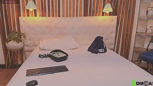 valerie lya online show from 04-04-26, 11:51