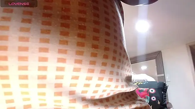 TamyJhonson online show from 10-27-25, 12:53