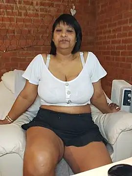 Lilybanx online show from 04-10-26, 07:40