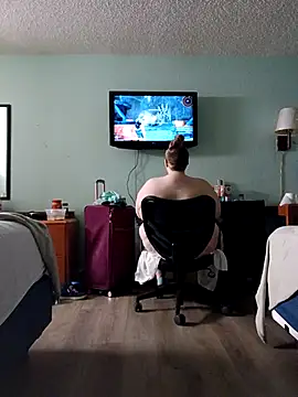 Oowwwii online show from 12-01-25, 05:45