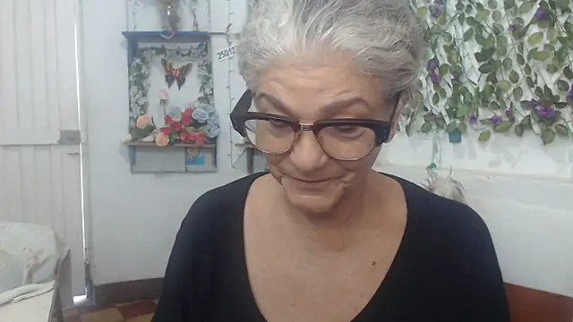 FunnyGrandma online show from 12-05-24, 07:06