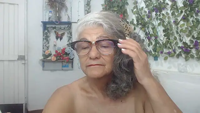 FunnyGrandma online show from 12-15-24, 03:24