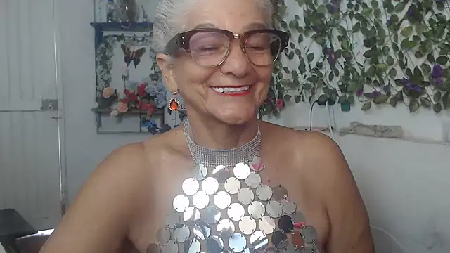 FunnyGrandma online show from 12-21-24, 07:27