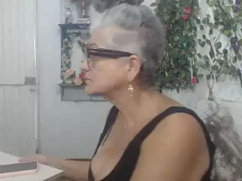 FunnyGrandma online show from 01-16-25, 08:46