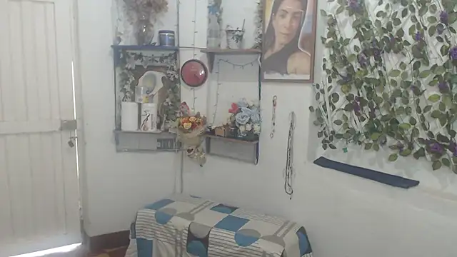 FunnyGrandma online show from 03-12-26, 06:14