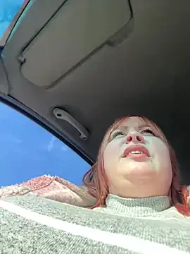 Model9798 online show from 03-07-25, 12:34