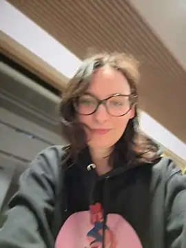 The Snowwhitee online show from 03-29-26, 06:41