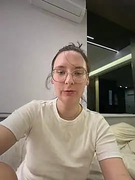 The Snowwhitee online show from 04-05-26, 07:55