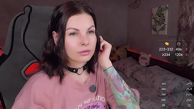 Snapshot of Your_Sweet_Lilu chatting on 06-02-26, 02:30 Your Sweet Lilu online show from 06-02-26, 02:30