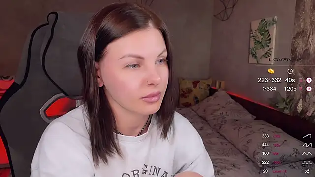Snapshot of Your_Sweet_Lilu chatting on 06-16-26, 01:47 Your Sweet Lilu online show from 06-16-26, 01:47