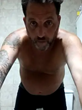 Reload 033 online show from 03-05-26, 04:41