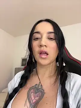 EmmyEvans1 online show from 03-05-25, 07:27