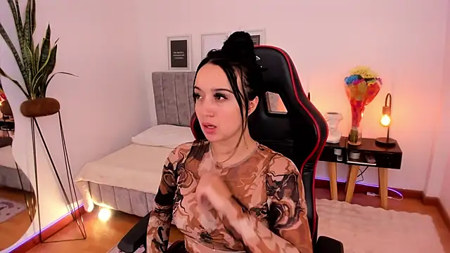 EmmyEvans1 online show from 03-07-25, 08:00