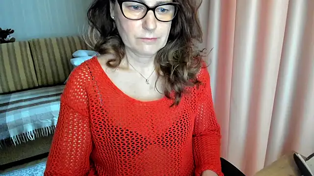 lauraoven online show from 03-06-26, 07:38