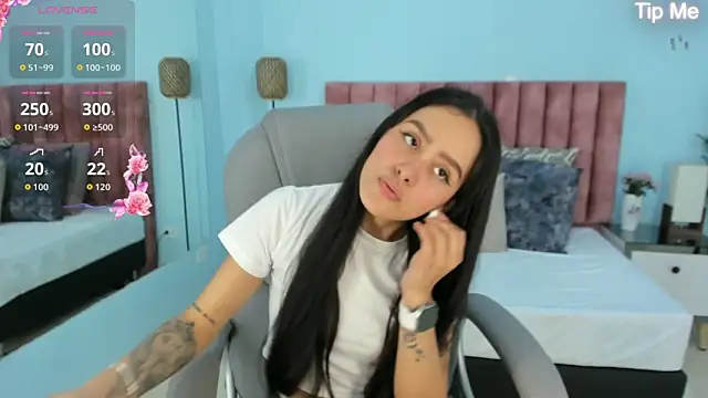 tati saldarriaga online show from 02-25-26, 08:40